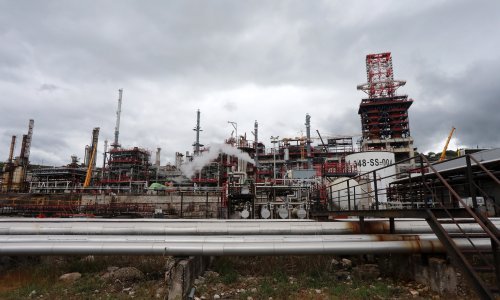 U Rafineriji nafte Rijeka proizvedeno održivo zrakoplovno gorivo