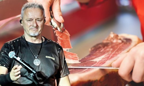 Koktel 'Thompson', pršut i drniško vino: Posebna ponuda hrane i pića za koncert u Sinju