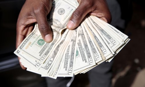 Stranci u svibnju kupili 146 milijardi dolara američkih državnih obveznica