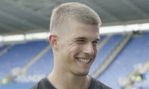 Pogledajte kako oduševljeni ljudi iz Tottenhamova PR-a intervjuiraju Vuškovića nakon čudesnog debija