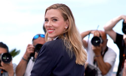 Scarlett Johansson koristi jeftin proizvod zbog kojeg izgleda bar 10 godina mlađe