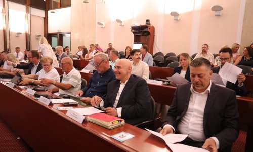 Rijeka i dalje bez Gradskog vijeća, ne uspije li u trećem pokušaju ide na prijevremene izbore