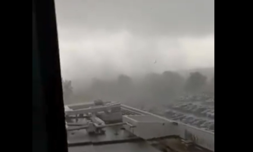 [VIDEO] Tornado pogodio francusku zračnu luku