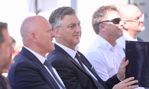 Plenković: Turistička sezona mogla bi biti i nešto bolja od lanjske