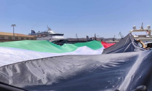 Izraelski kruzer htio pristati na idilični grčki otok, no dočekalo ih je iznenađenje