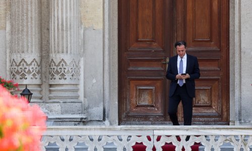 Izaslanstva Rusije i Ukrajine otputovala u Istanbul, pregovori počinju navečer