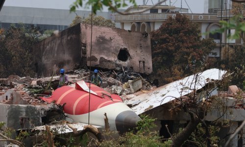Kvara nije bilo, a pitanje i dalje visi u zraku nakon snimke iz kokpita: Zašto se srušio avion Air India?