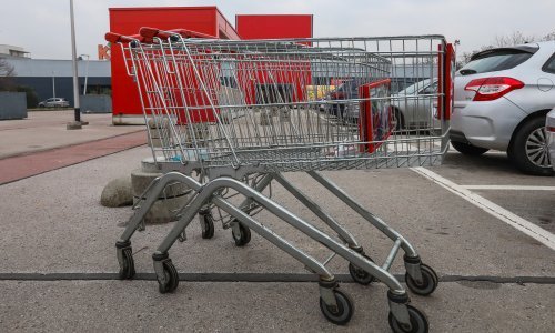 Povlače se bio pahuljice od pir pšenice, na tržište ih stavlja SPAR
