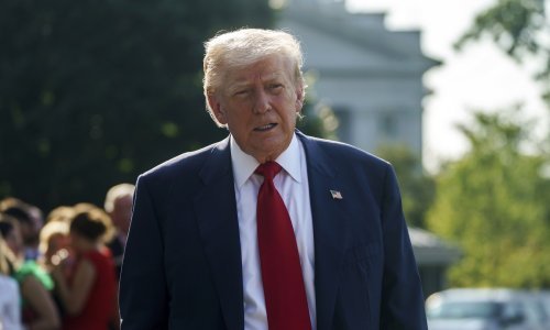 Trump zaprijetio: Prenesite mu da pazi što govori!