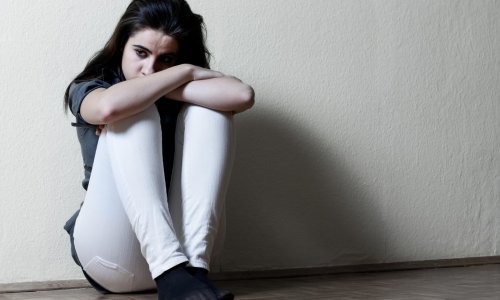 Zastrašujući trend među mladima: Samoozljeđivanje u Hrvatskoj doseglo alarmantne razmjere