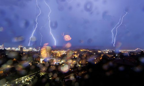 Nova teorija objašnjava kako nastaje munja – sve počinje s matematikom