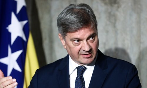 Zvizdić opleo po Dodiku: Mrzi muslimane, dodvorava se Izraelu, a izjava mu je nečovječna