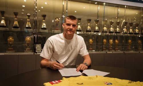 Dinamo Zagreb je pripeljal mladega slovenskega vratarja Taija Žnuderla