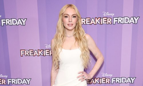 Mala bijela haljina s wow efektom: Lindsay Lohan ponovno ima izdanje o kojem se govori