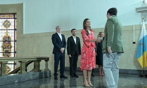 Dobra haljina nikada ne izlazi iz mode: Kraljica Letizia s dna ormara izvukla dobitni model