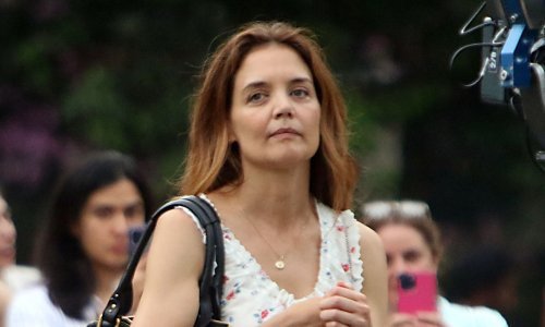 Osvojila je i kraljicu ulične mode: Ovu hit torbu iz nultih godina uskoro ćemo viđati posvuda