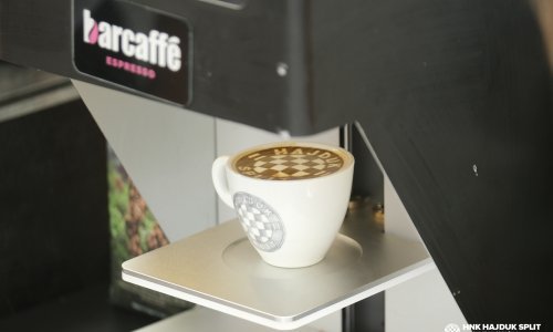 Hajduk i Barcaffè produljili sponzorsku suradnju i predstavili limitiranu kolekciju šalica