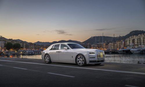 Rolls-Royce u Saint-Tropezu: Ljeto u luksuzu na najvišoj razini na francuskoj rivijeri