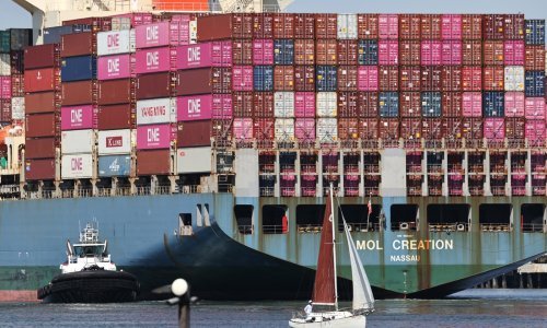 Američki trgovinski manjak osjetno smanjen u lipnju