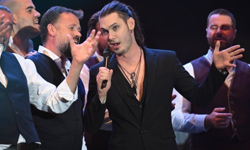 Poslušajte kako Oliverov veliki hit zvuči u rock varijanti