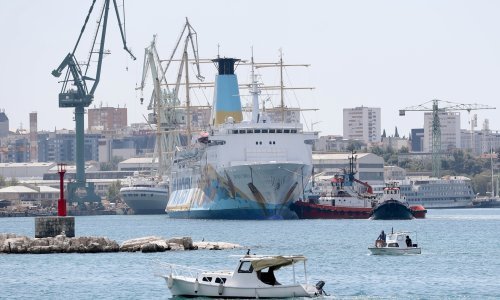 Neće Turci, hoće Debeljak. I tek je počeo: Priča s talijanskim brodom otkrila šokantnu rupu u našem zakonu