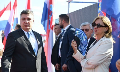 Zoran Milanović 'uhvaćen' u razgovoru sa sestričnom Sonjom Jandroković
