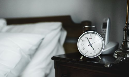 Gotovo svake noći se budite između 3 i 5 ujutro? Stručnjaci otkrivaju što to znači