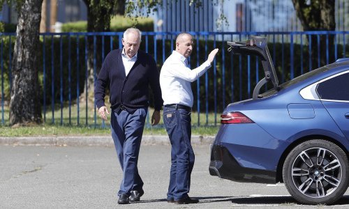 Ivo Sanader izašao na slobodu. Pogledajte prve fotografije