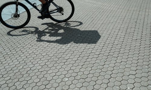 Biciklom naletio na petogodišnjaka i teško ga ozlijedio