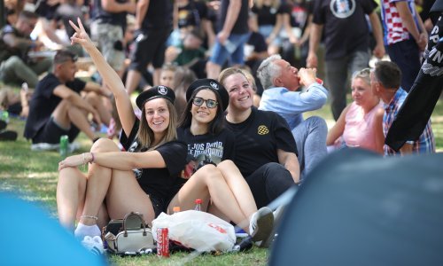 Ori se ulicama Sinja. Policija se oglasila uoči Thompsonova koncerta, uhićena jedna osoba