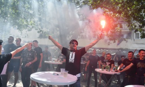 Policija objavila koliko je osoba privela u Sinju prije Thompsonova koncerta