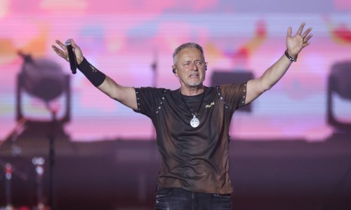 Thompson u društvu najbližih korača prema još jednoj glazbenoj pobjedi, evo gdje je okupio prijatelje