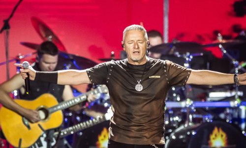 Ovom pjesmom Thompson je završio koncert: Dvojica vojnika prvi su je čuli