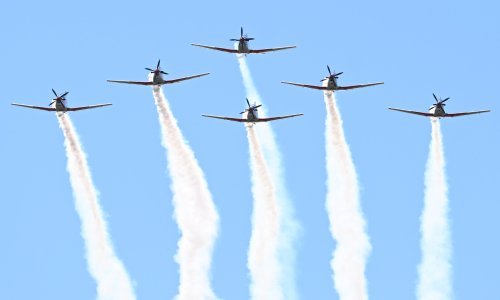 FOTO Pogledajte spektakl u zraku: Krila Oluje oduševila u Kninu svojim akrobacijama