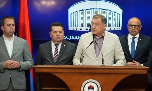 BiH: Rusija i Srbija lobiraju za Dodika, on započeo osvetu protiv neistomišljenika