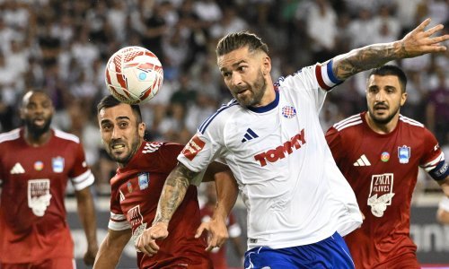 Procurio sastav Hajduka za večerašnju utakmicu; ovo je 11 'bilih' koji će istrčati na Poljudu