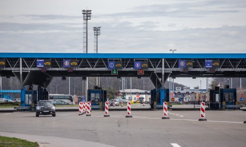 Crnim BMW-om probio rampe na granici Hrvatske i Srbije: Uslijedila je potjera