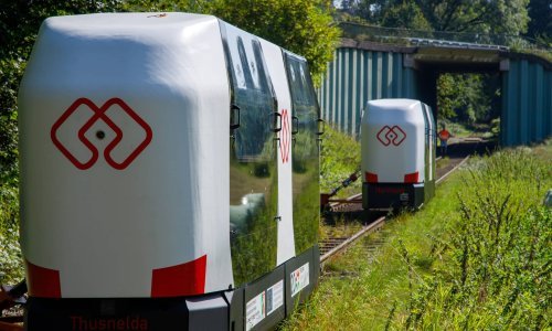 Budućnost željeznica: Ovaj autonomni vlak na jednoj šini balansira poput akrobata