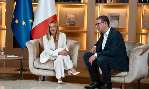 Zapadni mediji uspoređuje situaciju u Srbiji s događajima u Kijevu: Vučiću ponestaje opcija