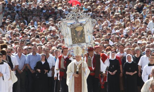 Policija pozvala hodočasnike da se prema Sinju kreću preporučenim trasama