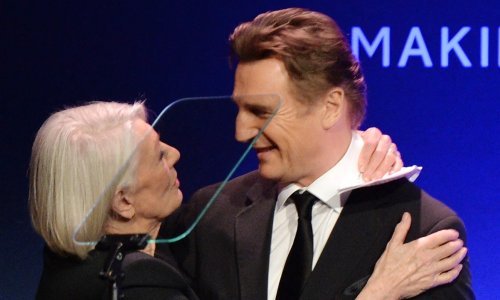 Godinama nakon tragedije, Liam Neeson i majka pokojne supruge dijele poseban trenutak