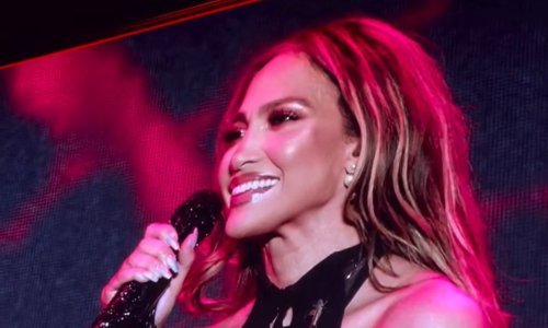 Jennifer Lopez ostala profesionalka tijekom bizarnog incidenta na koncertu