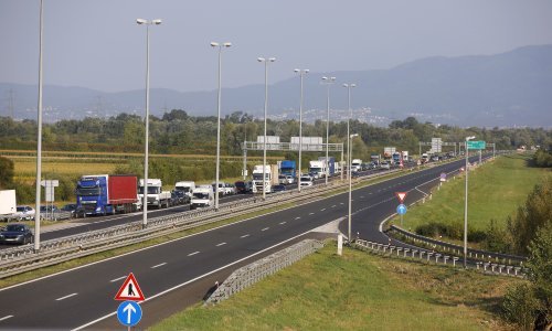Totalni kaos na A3: Zbog nesreća se stvorile kolone, u smjeru Bregane čak 9 kilometara