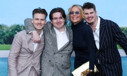 Ovako sretnu nismo je dugo vidjeli: Sharon Stone s trojicom zgodnih sinova ukrala show