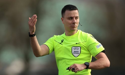 Sudac iz Srbije za samo 10 minuta napravio totalni šou na utakmici Konferencijske lige