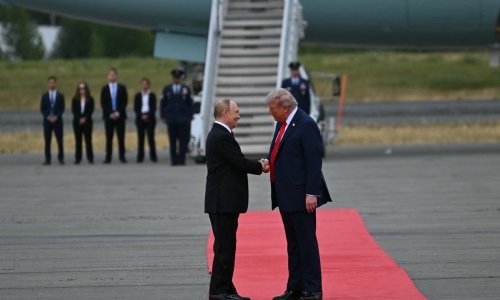 Trump i Putin više ne pričaju licem u lice, sastanak je sada u formatu 'tri na tri'