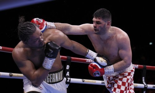 Razočarani Adeleye oglasio se nakon poraza od Hrgovića: Trebao sam ga završiti...