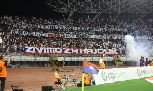 Pogledajte poruku Torcide igračima Hajduka