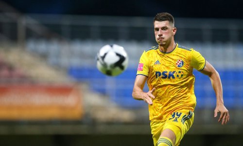 Bivši igrač Dinama, Hajduka i Rijeke zabio gol s centra. Pogledajte!