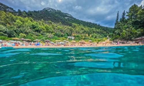 Ova plaža pravi je raj na Jadranu: Gužvi nema, a more je čarobne tirkizne boje